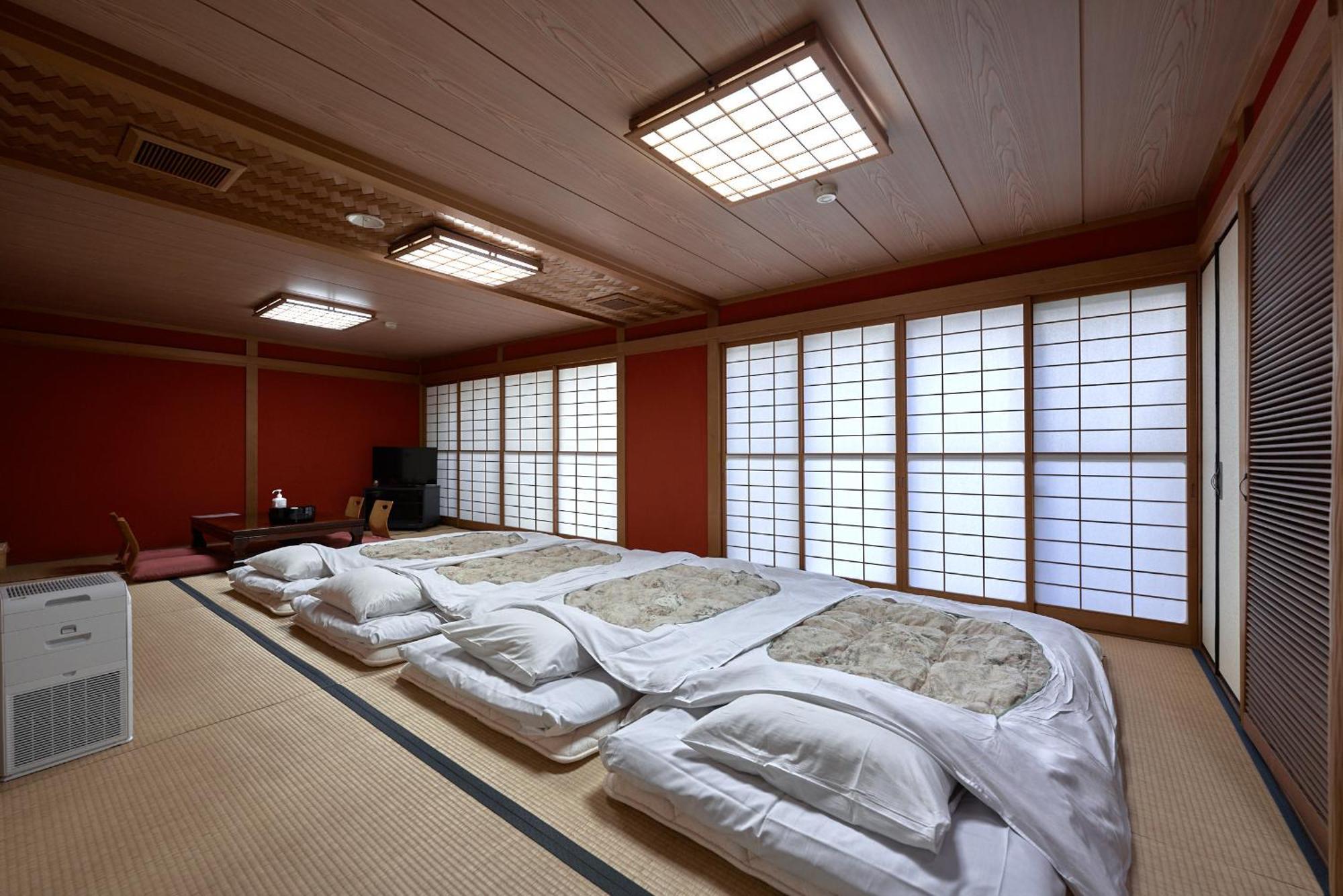 Ryokan Yamamuro Kanazawa Quarto foto